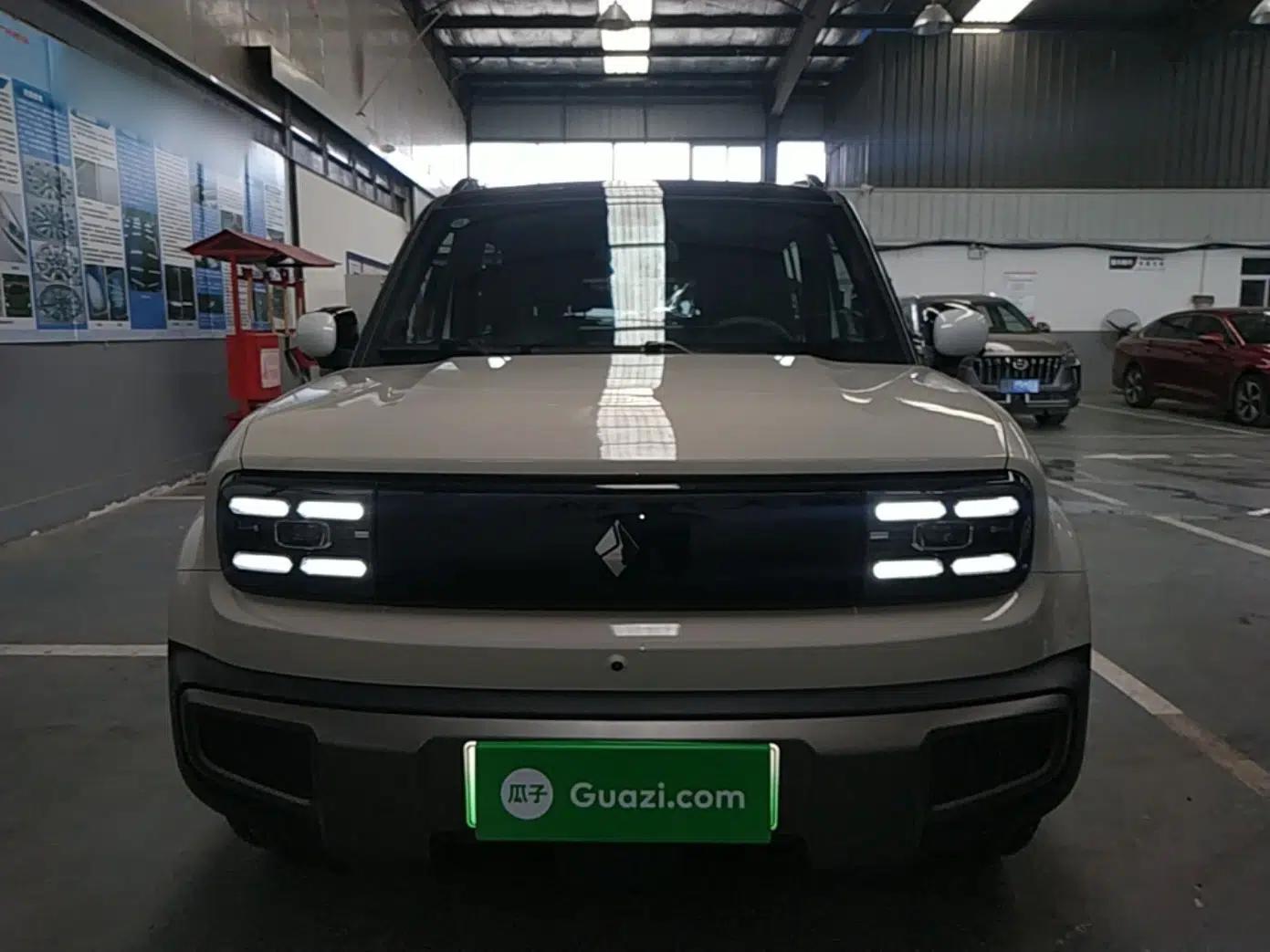 Baojun Spark EUV 2026 301km Flagship Edition — миниатюра 2