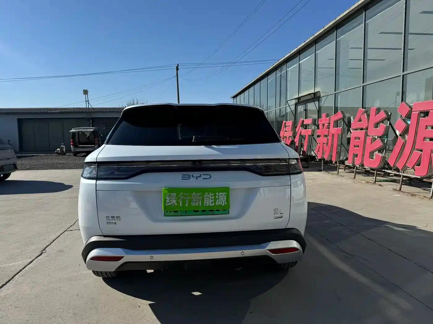 Song L DM-i 2025 Smart Driving Edition 160km/h Superior Model — миниатюра 9