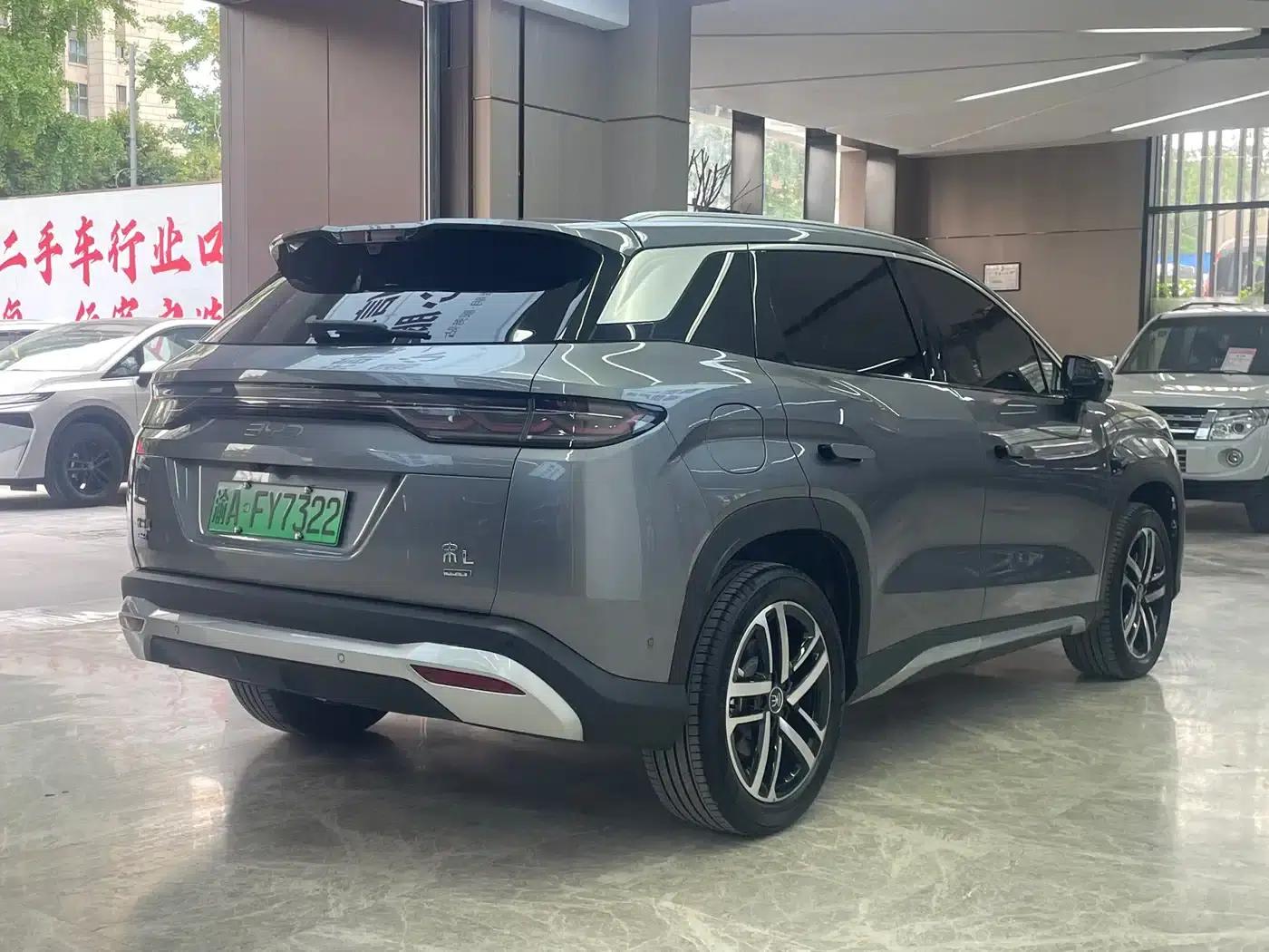 Song L DM-i 2025 Smart Driving Edition 112km Leading Model — миниатюра 7