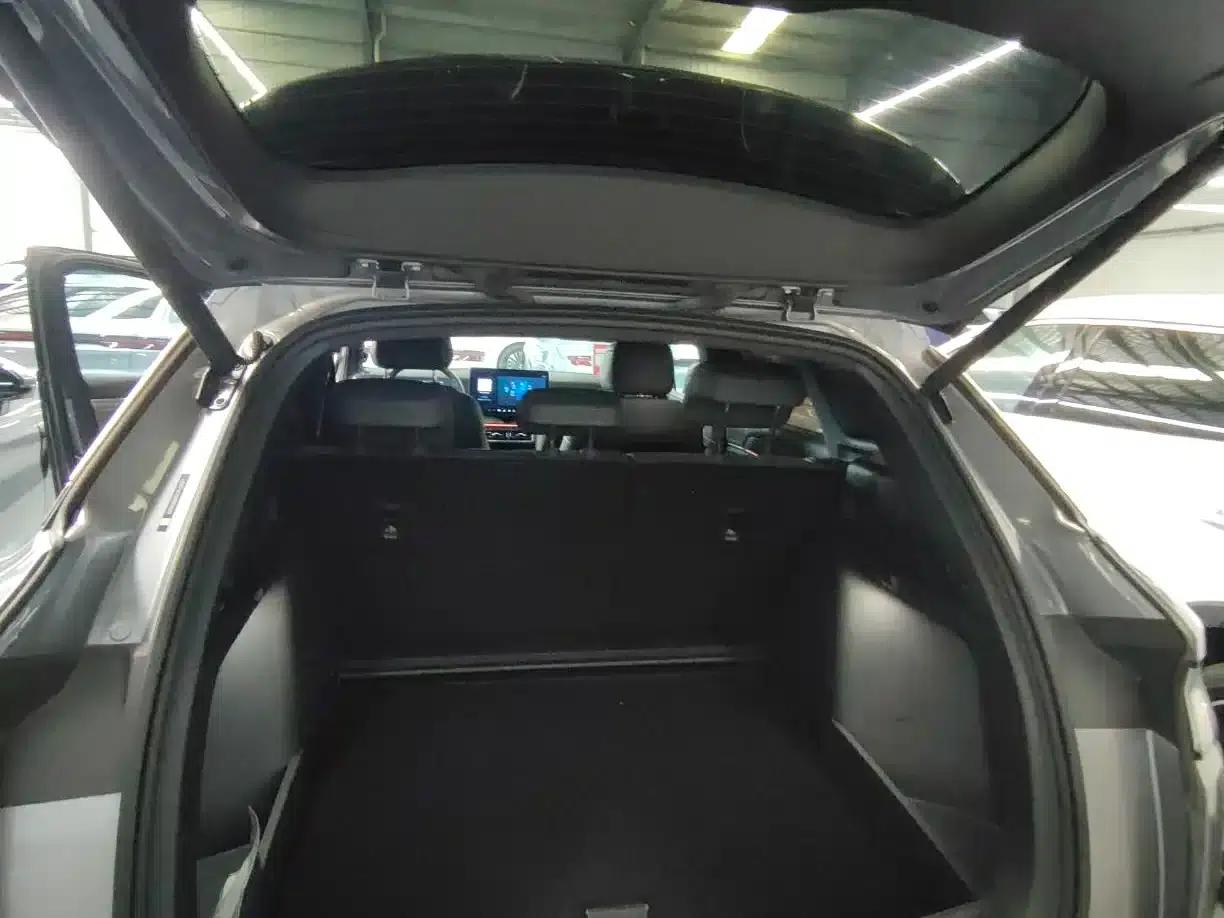 Song L DM-i 2025 Smart Driving Edition 112km/h Superior Model — миниатюра 21
