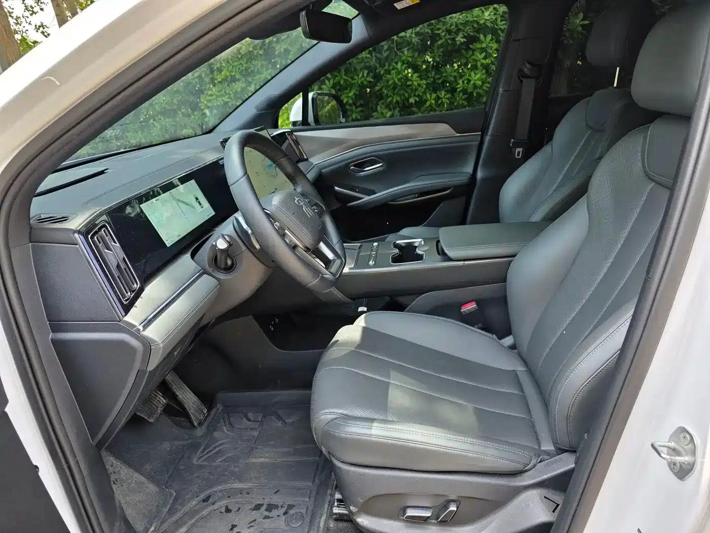 Song L DM-i 2026 Model 200KM Super Edition — миниатюра 3