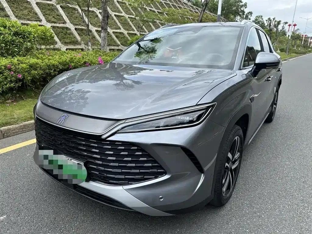 Song L DM-i 2025 Smart Driving Edition 112km Leading Model — миниатюра 1