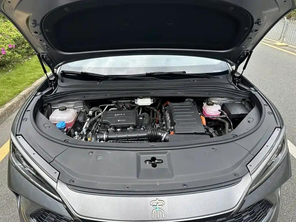 Song L DM-i 2025 Smart Driving Edition 112km Leading Model — миниатюра 14