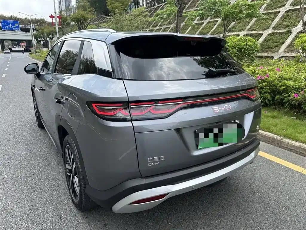 Song L DM-i 2025 Smart Driving Edition 112km Leading Model — миниатюра 10