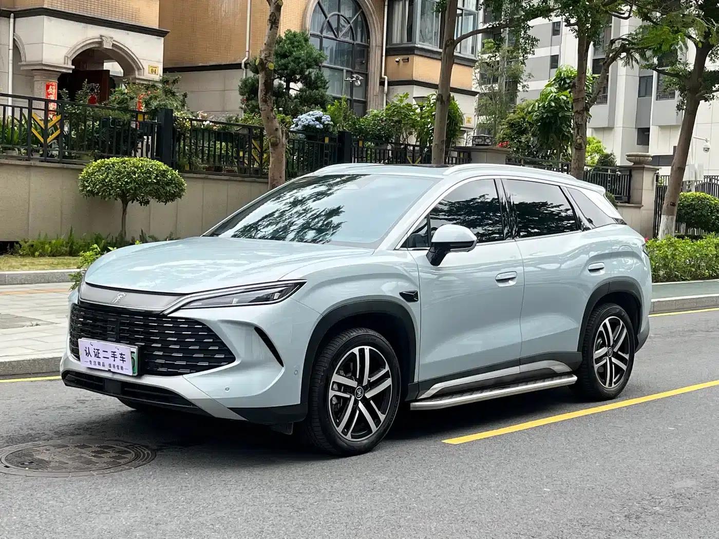 Song L DM-i 2026 Model 130KM Super Edition — миниатюра 1