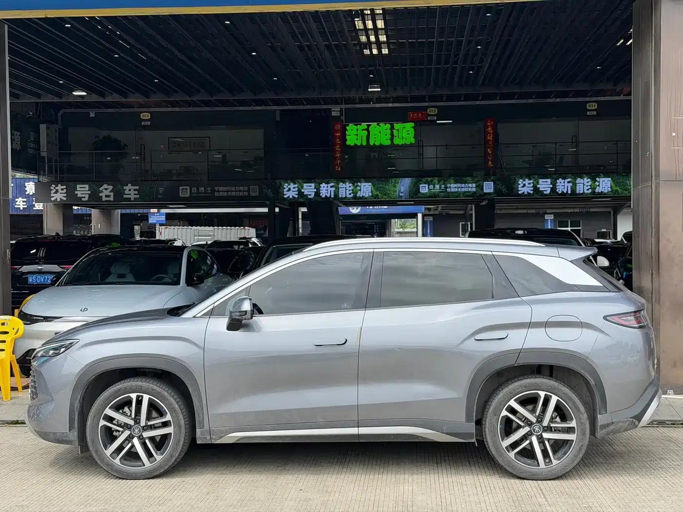 Song L DM-i 2024 Model 112km/h Superior Edition — миниатюра 3