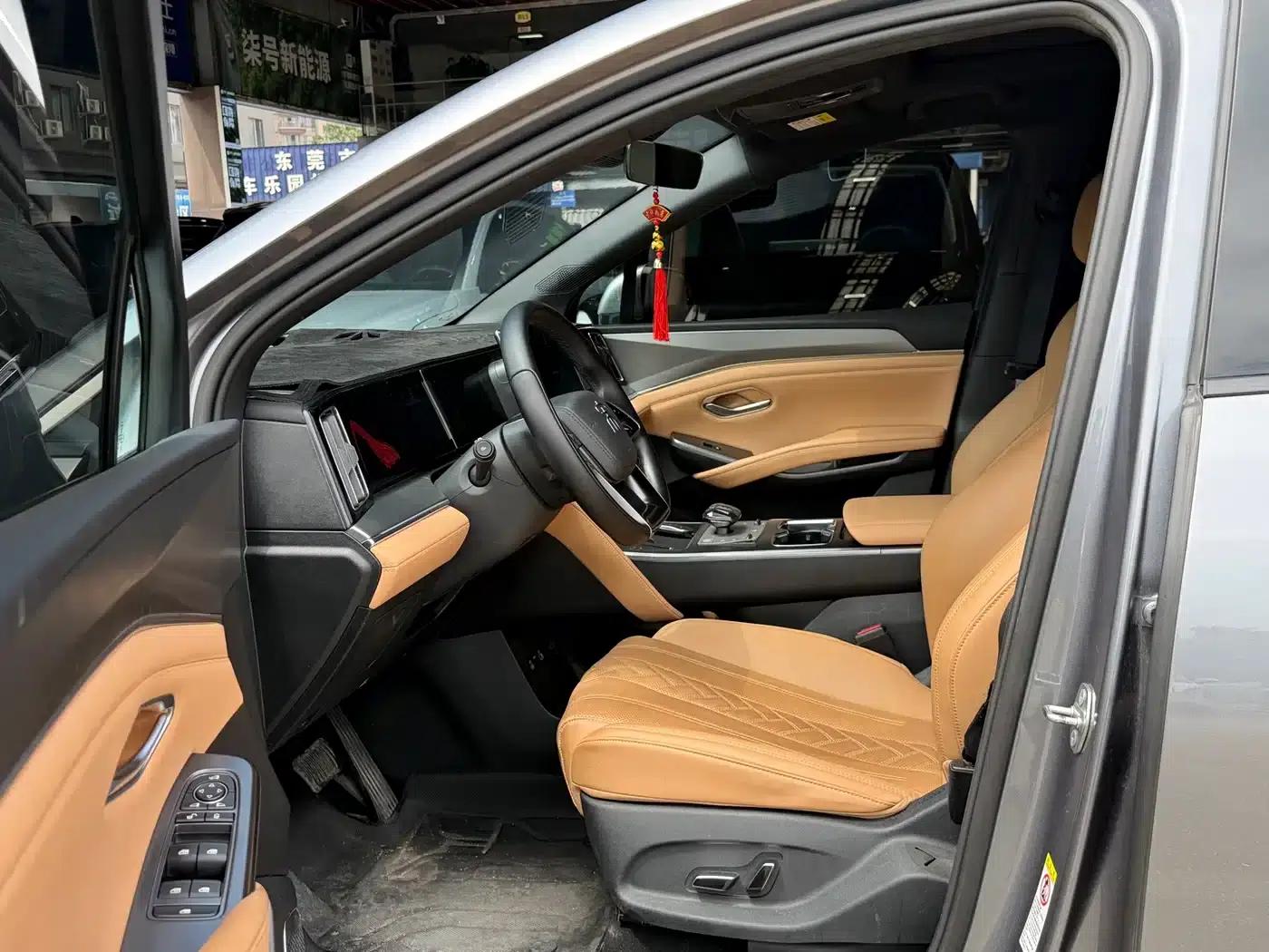 Song L DM-i 2024 Model 112km/h Superior Edition — миниатюра 4