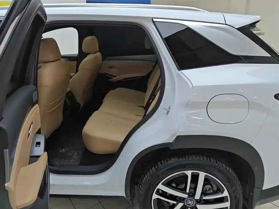 Song L DM-i 2024 Model 112km/h Superior Edition — миниатюра 11