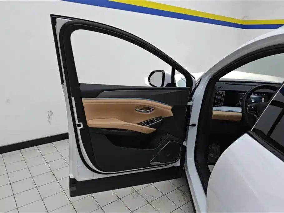 Song L DM-i 2024 Model 112km/h Superior Edition — миниатюра 7