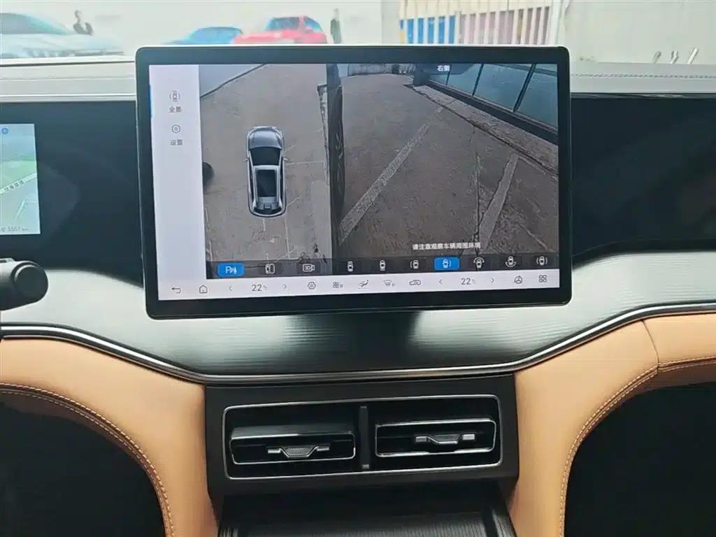 Song L DM-i 2024 Model 112km Leading Edition — миниатюра 13