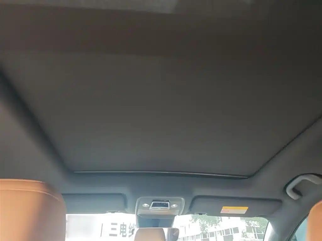 Song L DM-i 2024 Model 112km Leading Edition — миниатюра 18