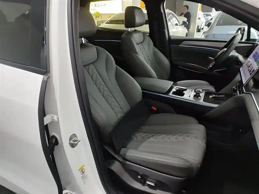 Song L DM-i 2025 Smart Driving Edition 160km/h Superior Model — миниатюра 25