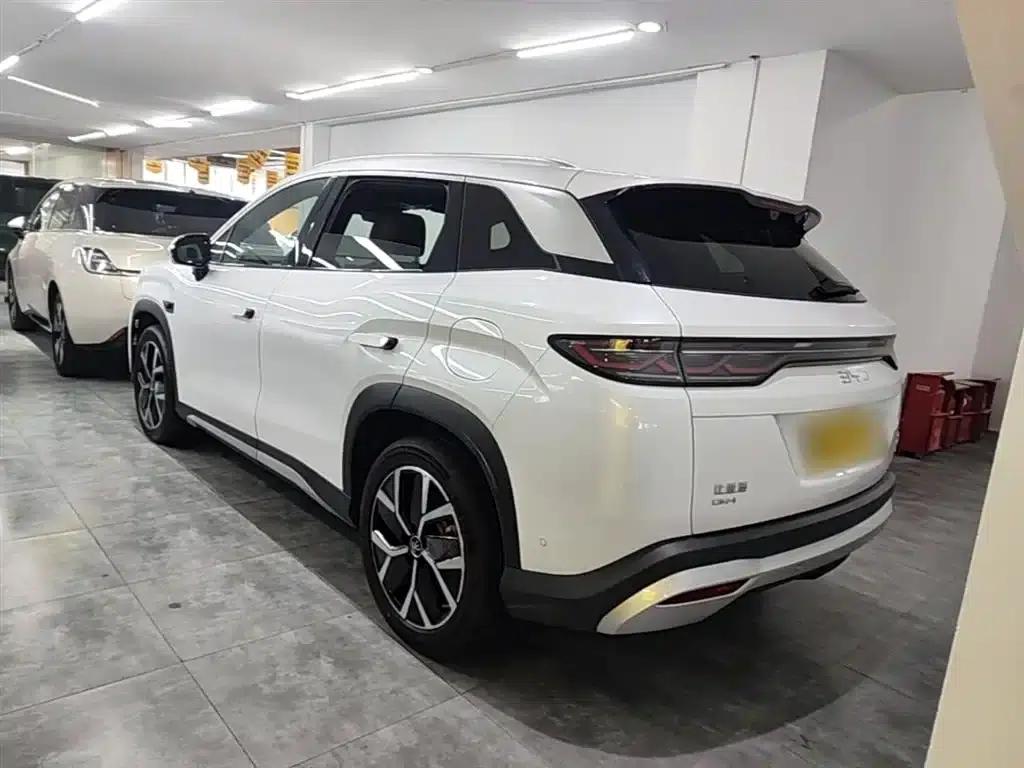 Song L DM-i 2025 Smart Driving Edition 160km/h Superior Model — миниатюра 5