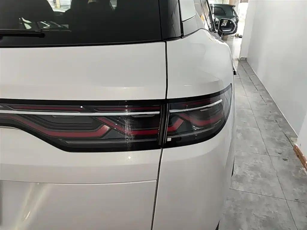 Song L DM-i 2025 Smart Driving Edition 160km/h Superior Model — миниатюра 8