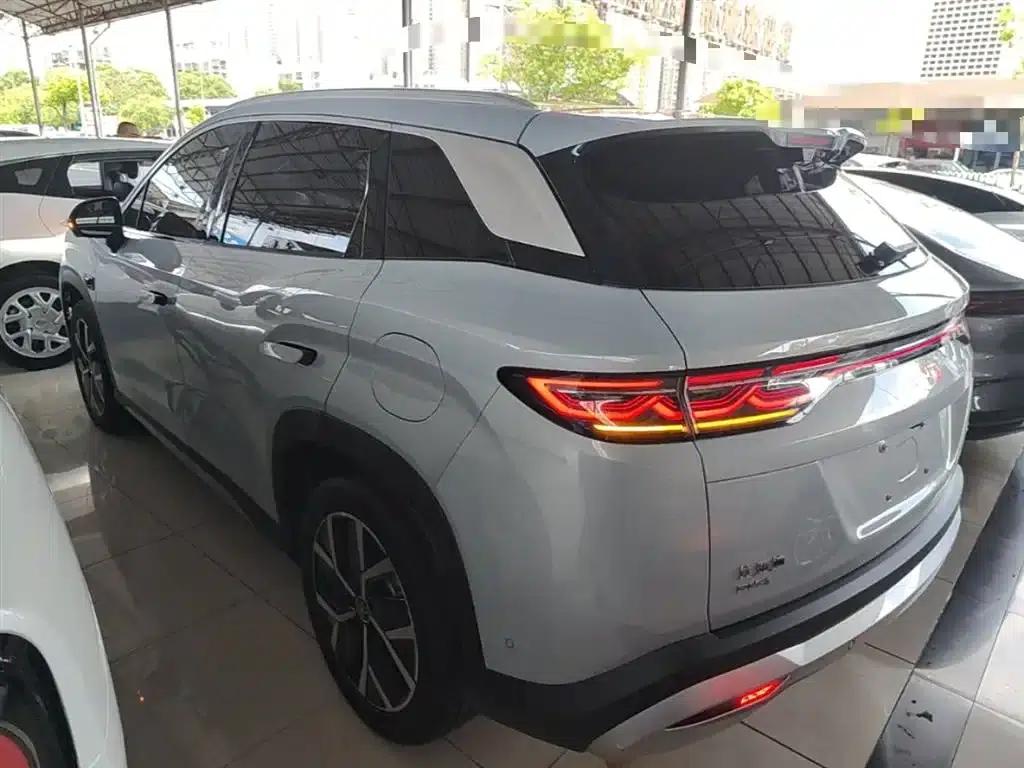 Song L DM-i 2025 Smart Driving Edition 160km/h Superior Model — миниатюра 5