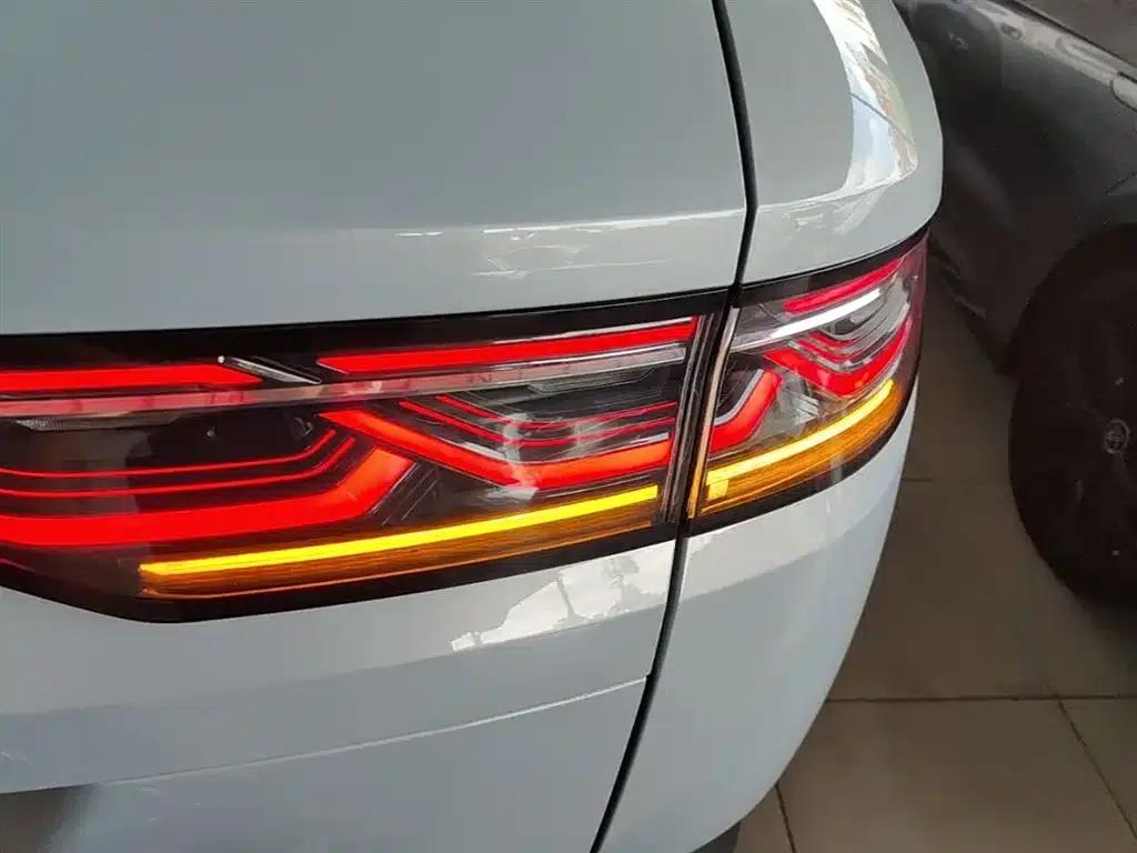 Song L DM-i 2025 Smart Driving Edition 160km/h Superior Model — миниатюра 8
