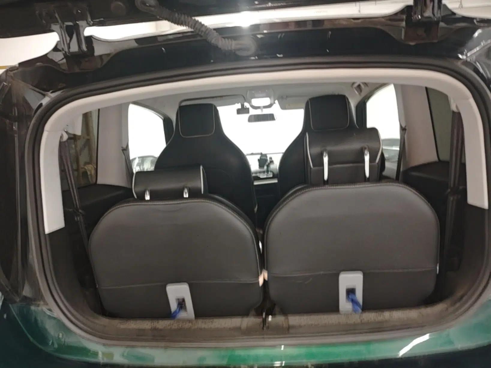 Baojun KiWi EV 2021 Customized Stylish Gold Edition Lithium Iron Phosphate — миниатюра 22