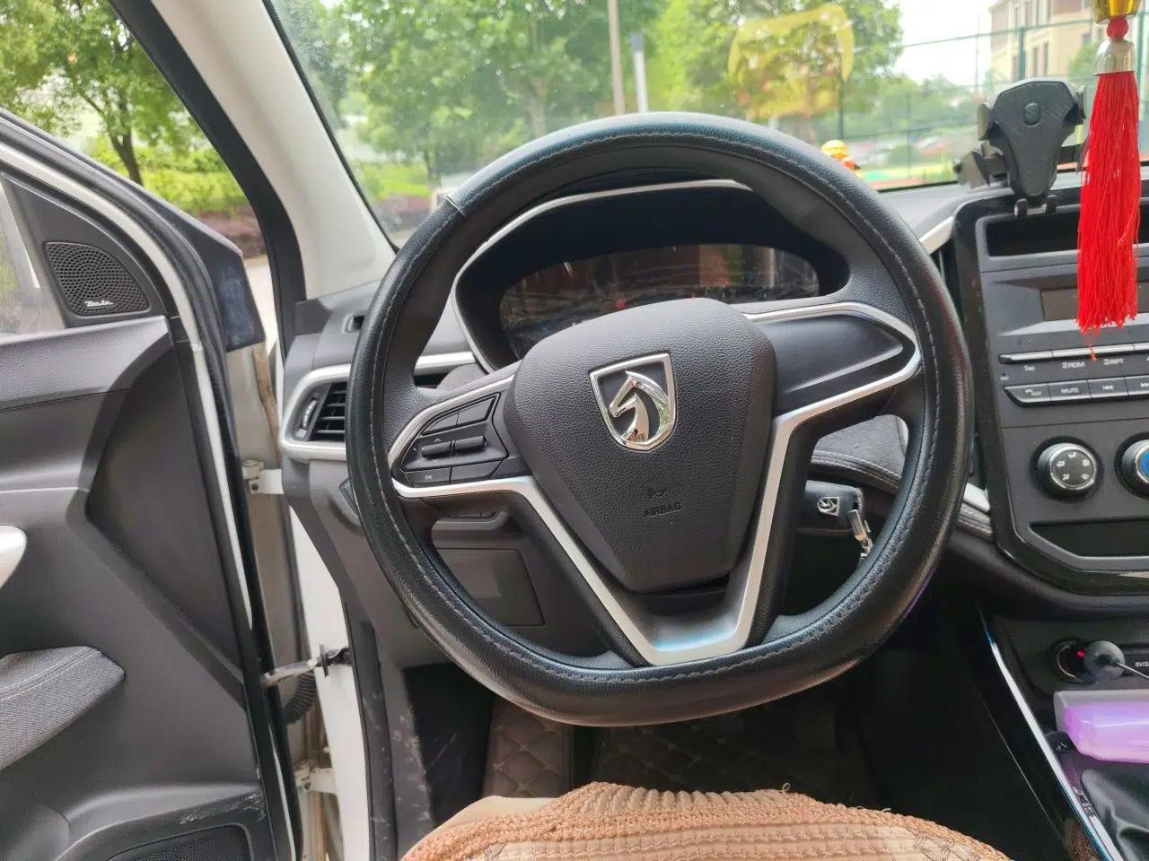 Baojun 530 2020 1.5T Manual Comfort Version 6 Seats — миниатюра 11