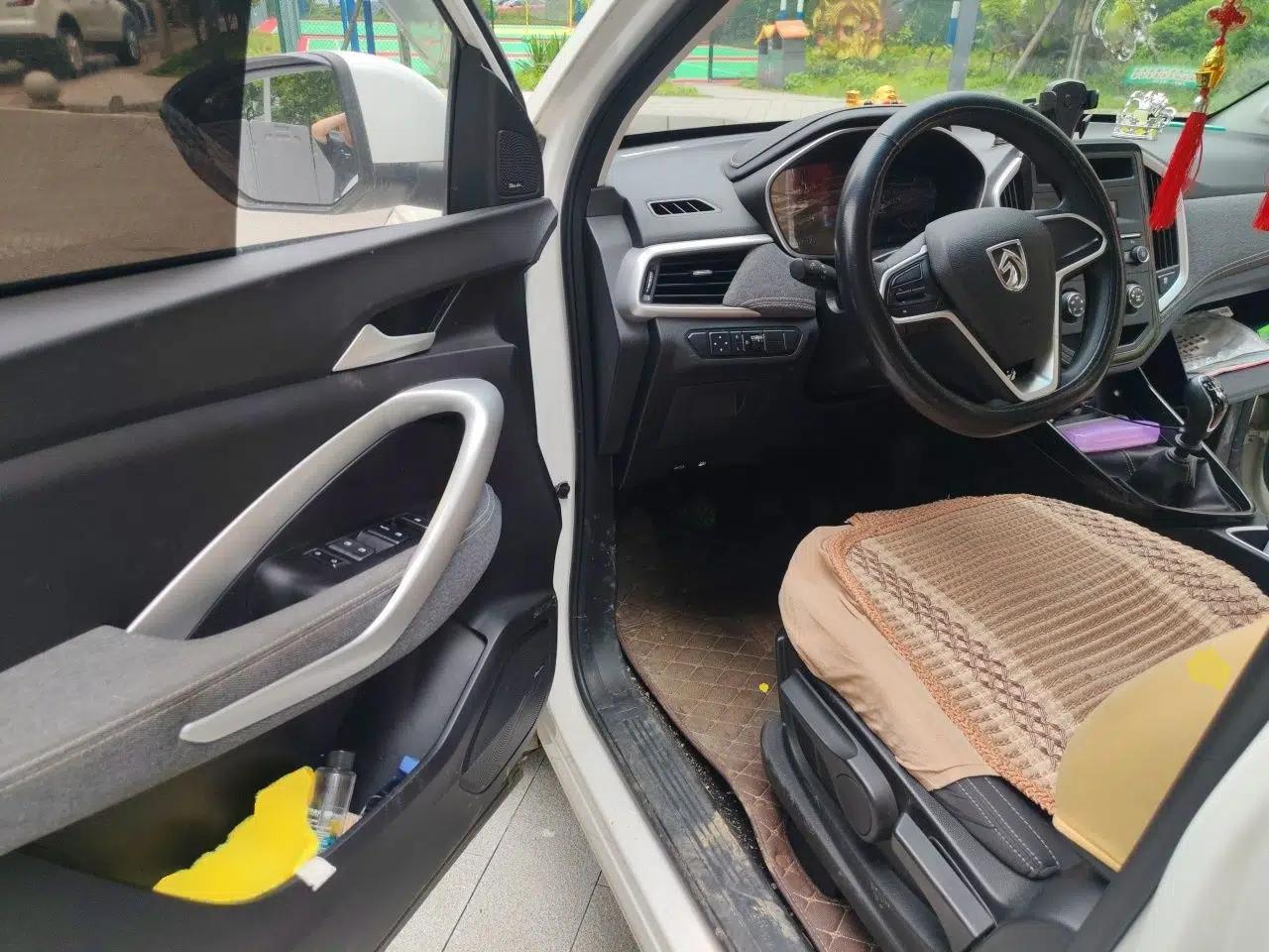 Baojun 530 2020 1.5T Manual Comfort Version 6 Seats — миниатюра 17