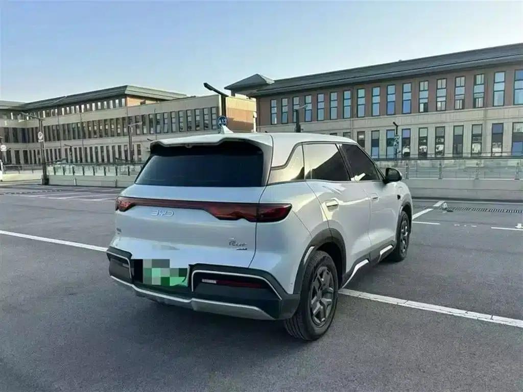Yuan UP 2025 Smart Driving Edition 401KM Vitality Edition — миниатюра 7