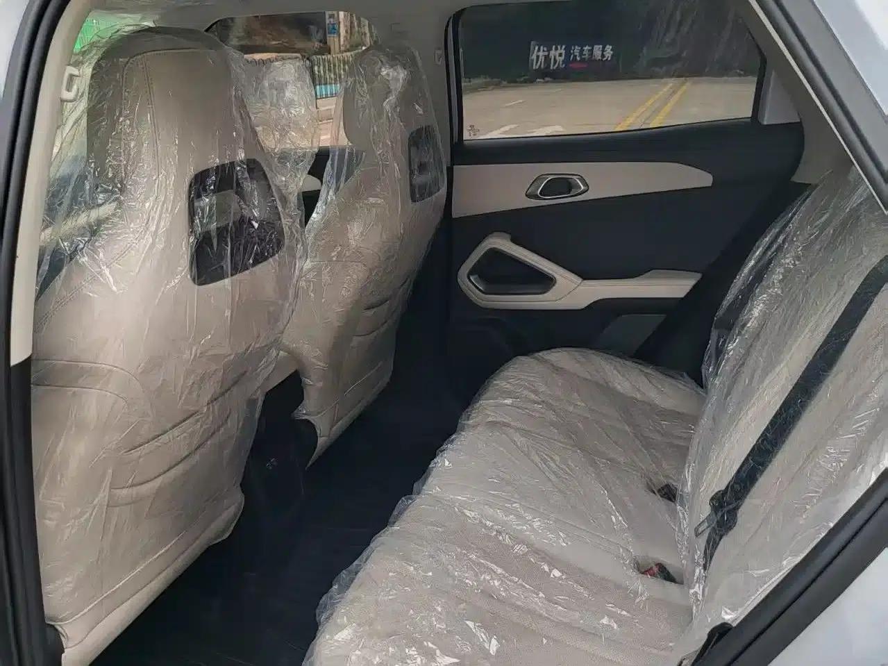 Yuan UP 2024 Model 401KM Vitality Edition — миниатюра 7