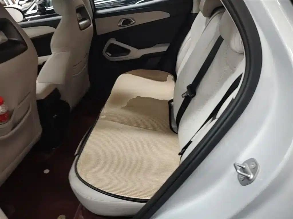 Yuan UP 2024 Model 401KM Vitality Edition — миниатюра 17