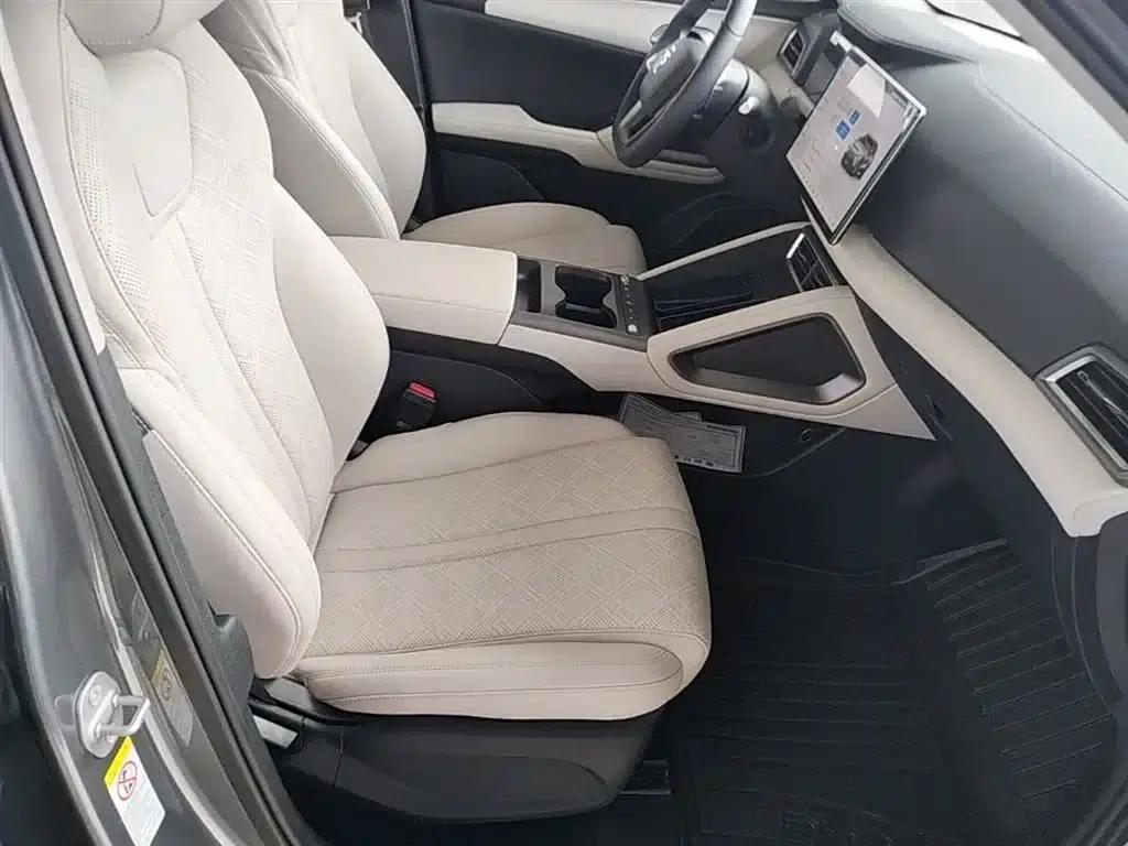 Yuan UP 2025 Smart Driving Edition 401KM Leading Model — миниатюра 25