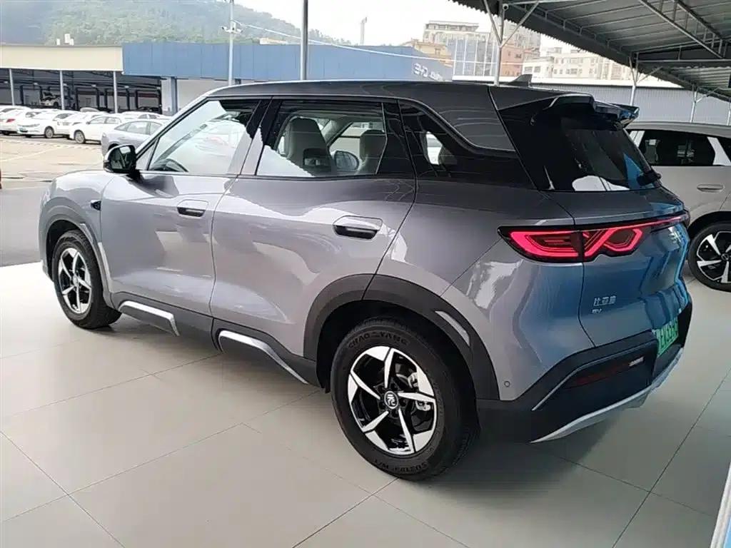 Yuan UP 2025 Smart Driving Edition 401KM Leading Model — миниатюра 5