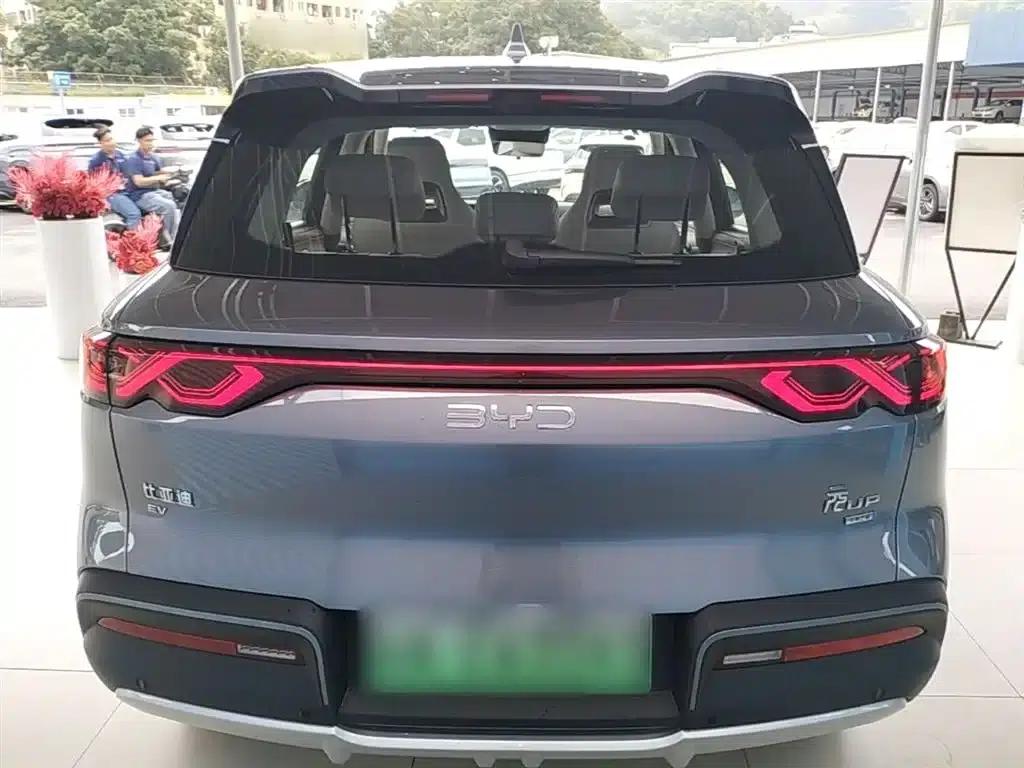 Yuan UP 2025 Smart Driving Edition 401KM Leading Model — миниатюра 6
