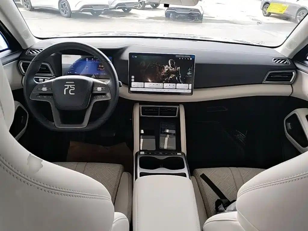 Yuan UP 2025 Smart Driving Edition 401KM Leading Model — миниатюра 10