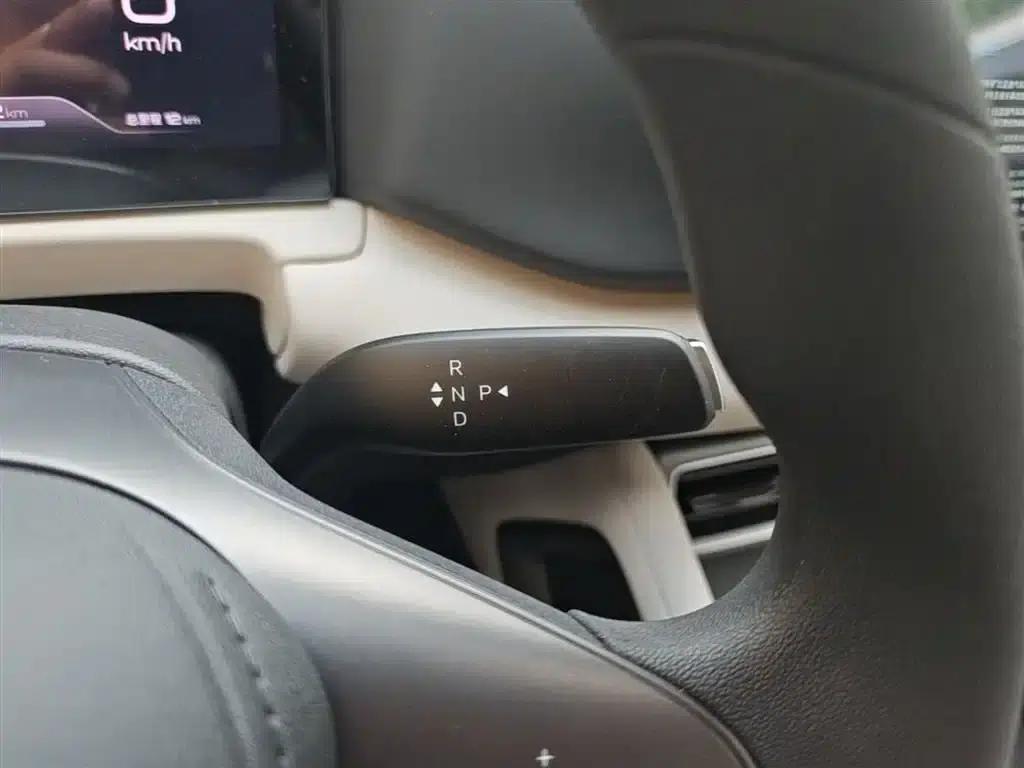 Yuan UP 2025 301KM Navigator — миниатюра 14