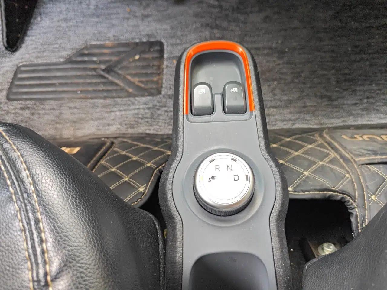 Baojun E100 2019 250KM Smart Drive Edition — миниатюра 11