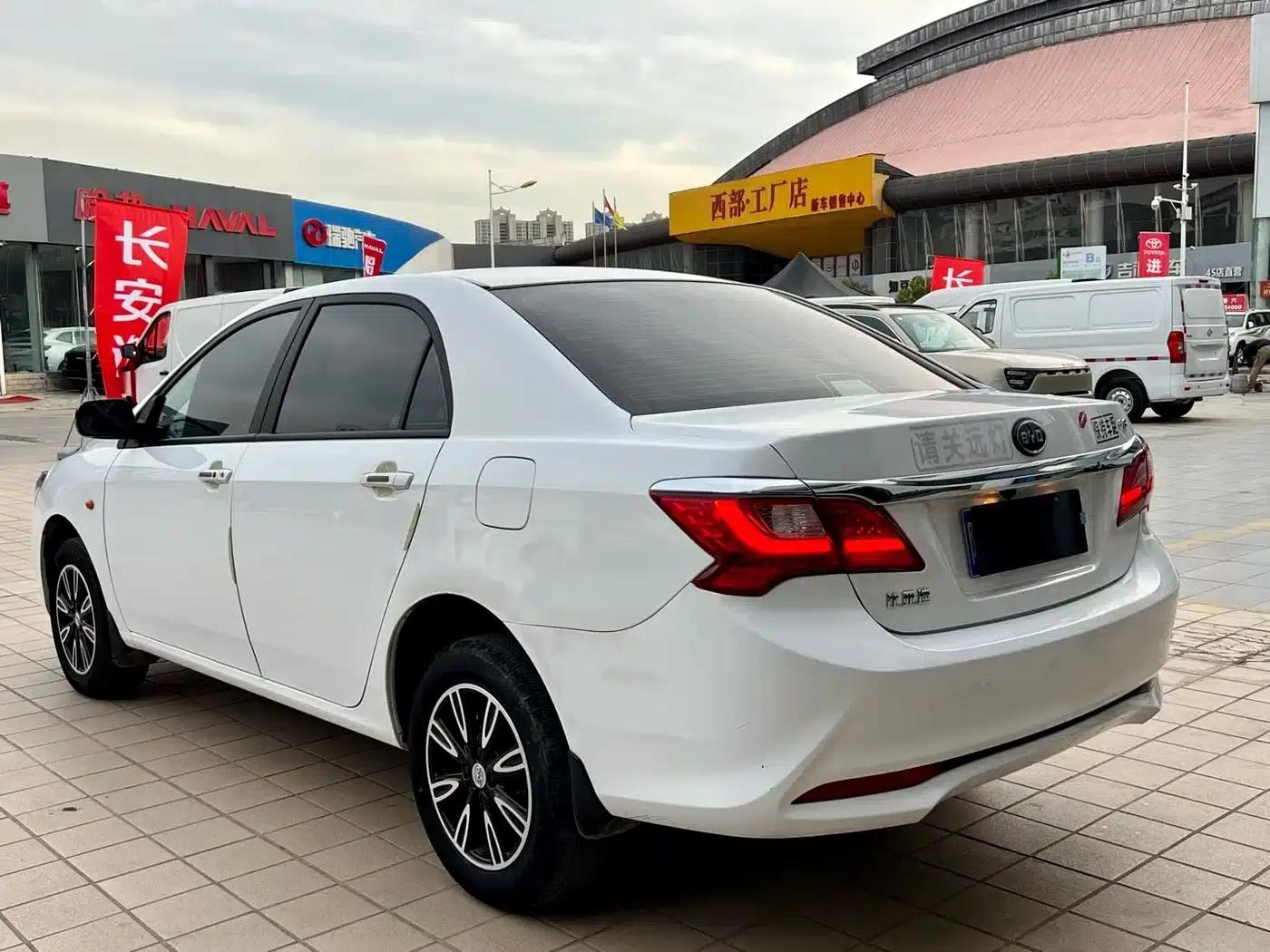 BYD F3 2020 1.5L Manual Deluxe Edition — миниатюра 19