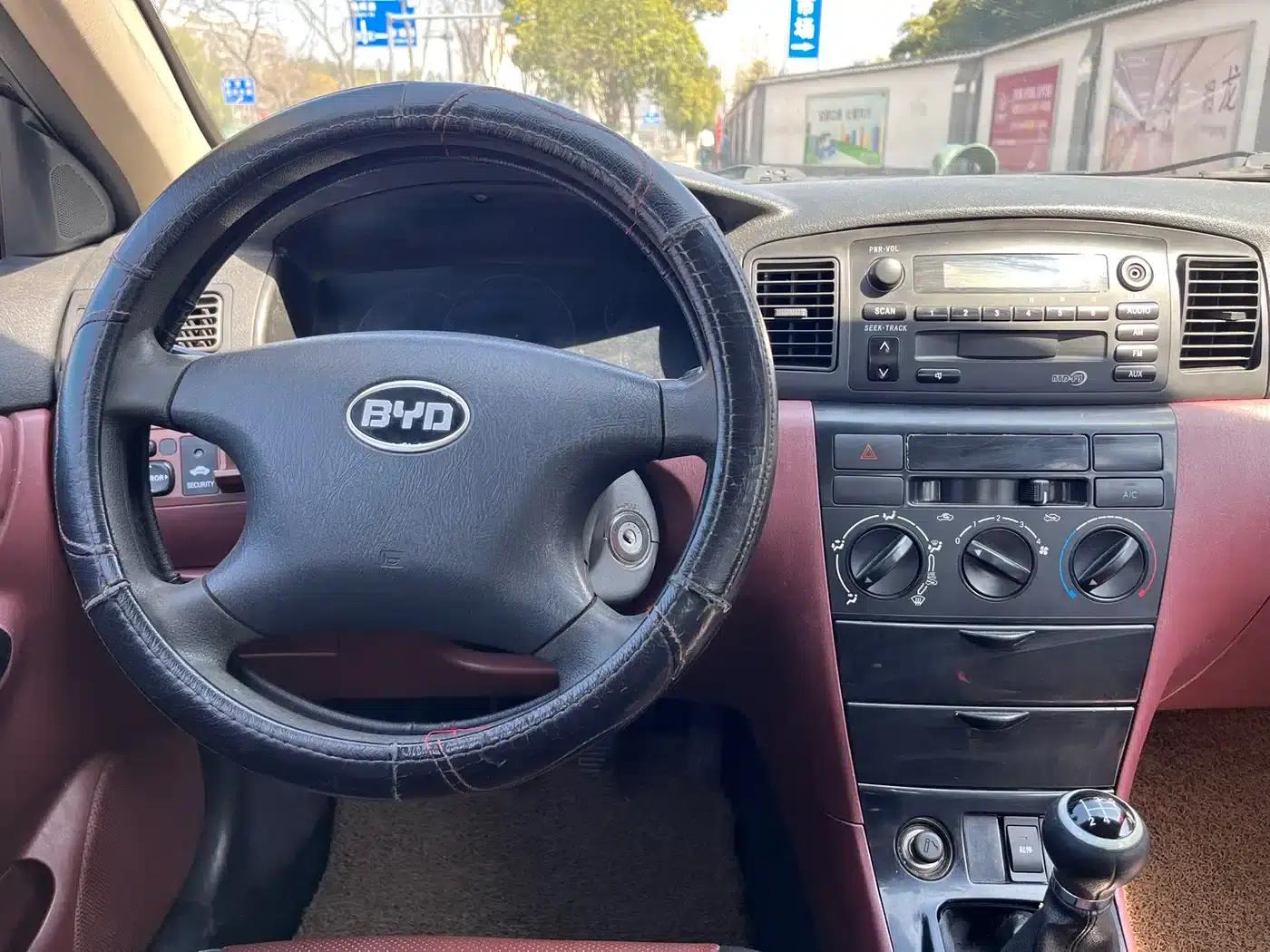 BYD F3 2012 Energy-Saving Edition 1.5L Manual Comfort Model — миниатюра 7