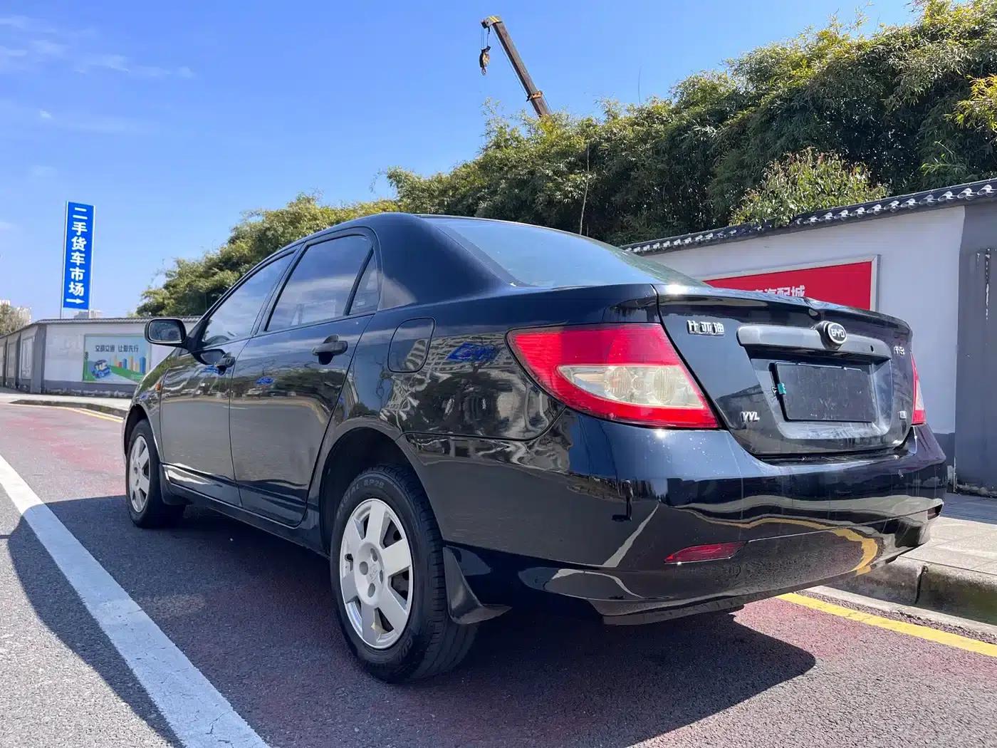 BYD F3 2012 Energy-Saving Edition 1.5L Manual Comfort Model — миниатюра 9