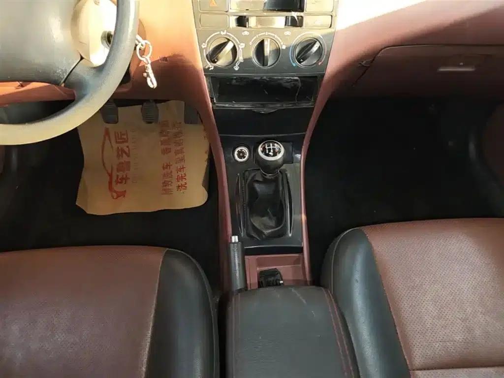 BYD F3 2012 Energy-Saving Edition 1.5L Manual Comfort Model — миниатюра 14