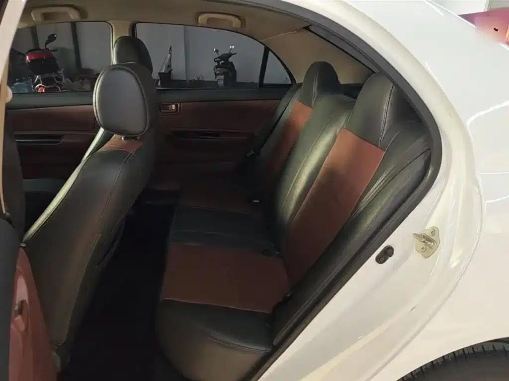 BYD F3 2012 Energy-Saving Edition 1.5L Manual Comfort Model — миниатюра 17