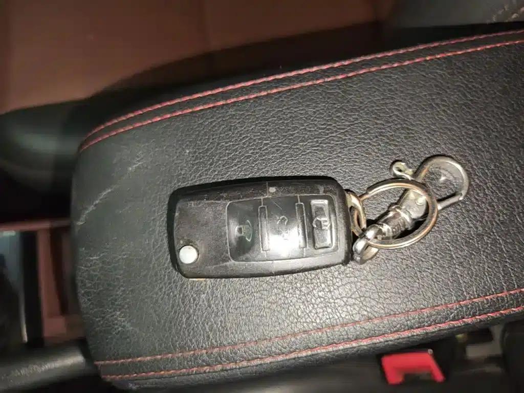 BYD F3 2012 Energy-Saving Edition 1.5L Manual Comfort Model — миниатюра 9