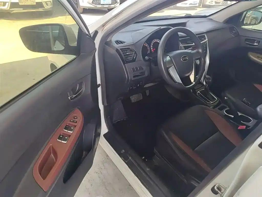 BYD F3 2016 1.5L Automatic Deluxe Edition — миниатюра 16