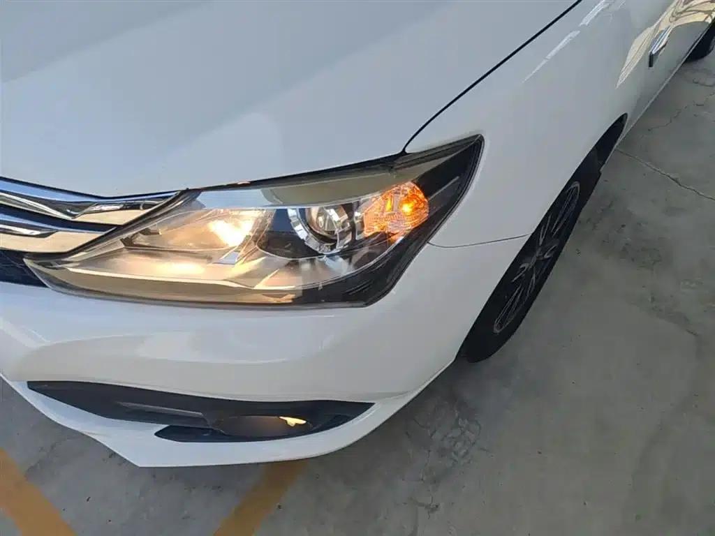 BYD F3 2016 1.5L Automatic Deluxe Edition — миниатюра 24