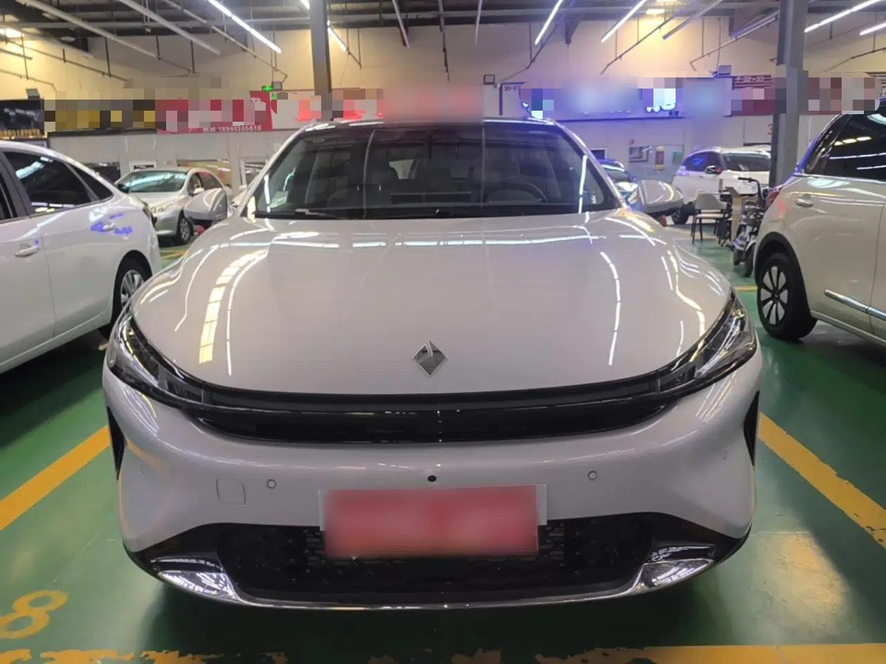 Baojun Enjoy 2025 Plug-in Hybrid 140km Luxury Edition — миниатюра 2