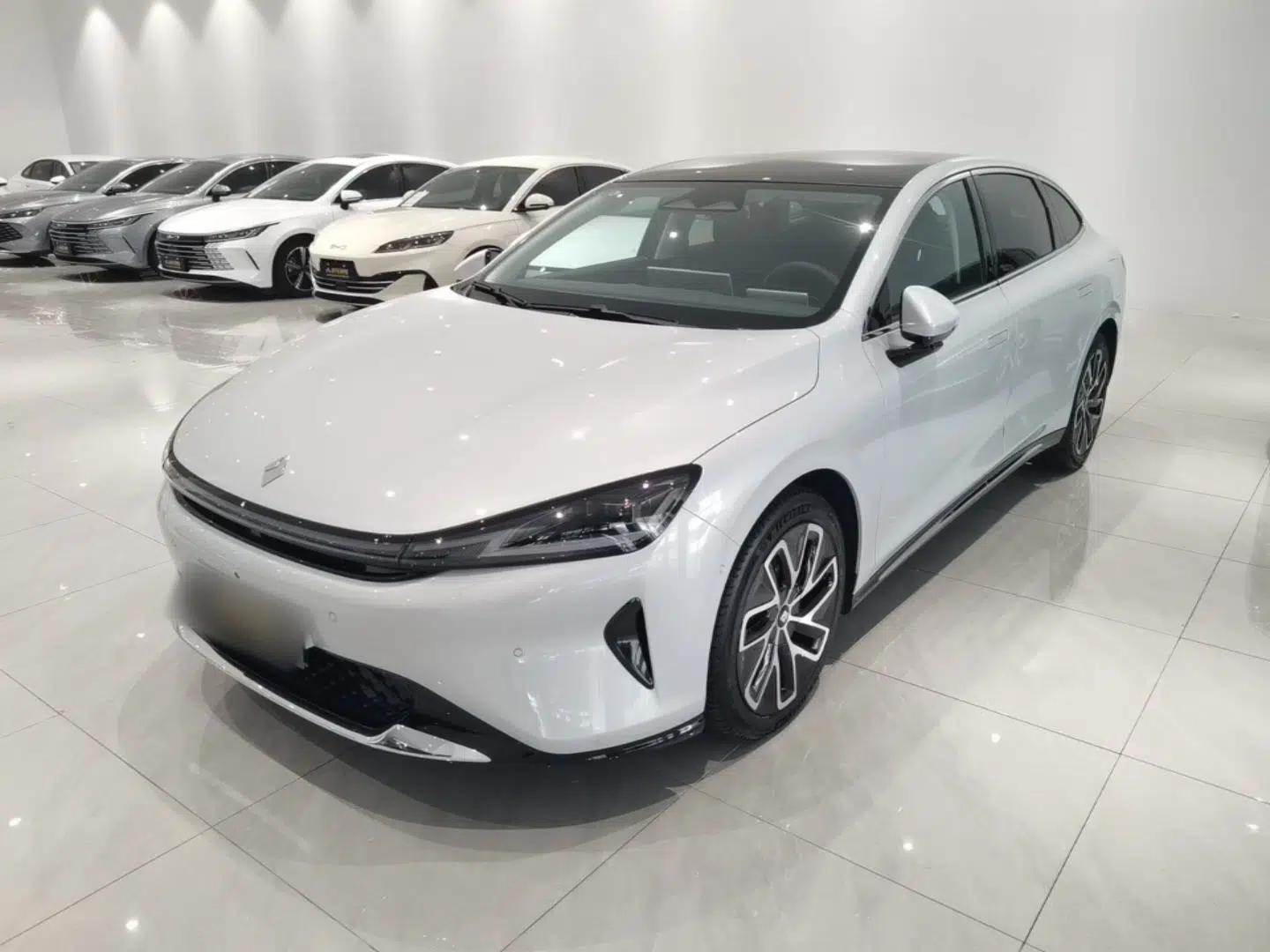 Baojun Enjoy 2025 Plug-in Hybrid 140km Luxury Edition — миниатюра 1