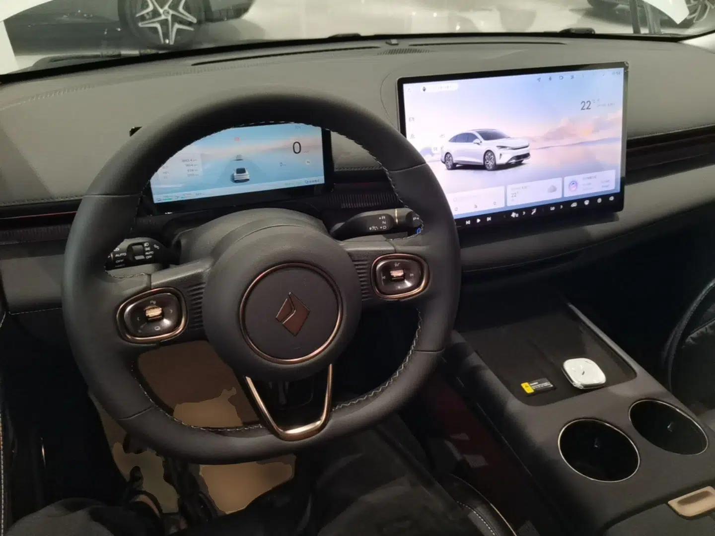 Baojun Enjoy 2025 Plug-in Hybrid 140km Luxury Edition — миниатюра 13
