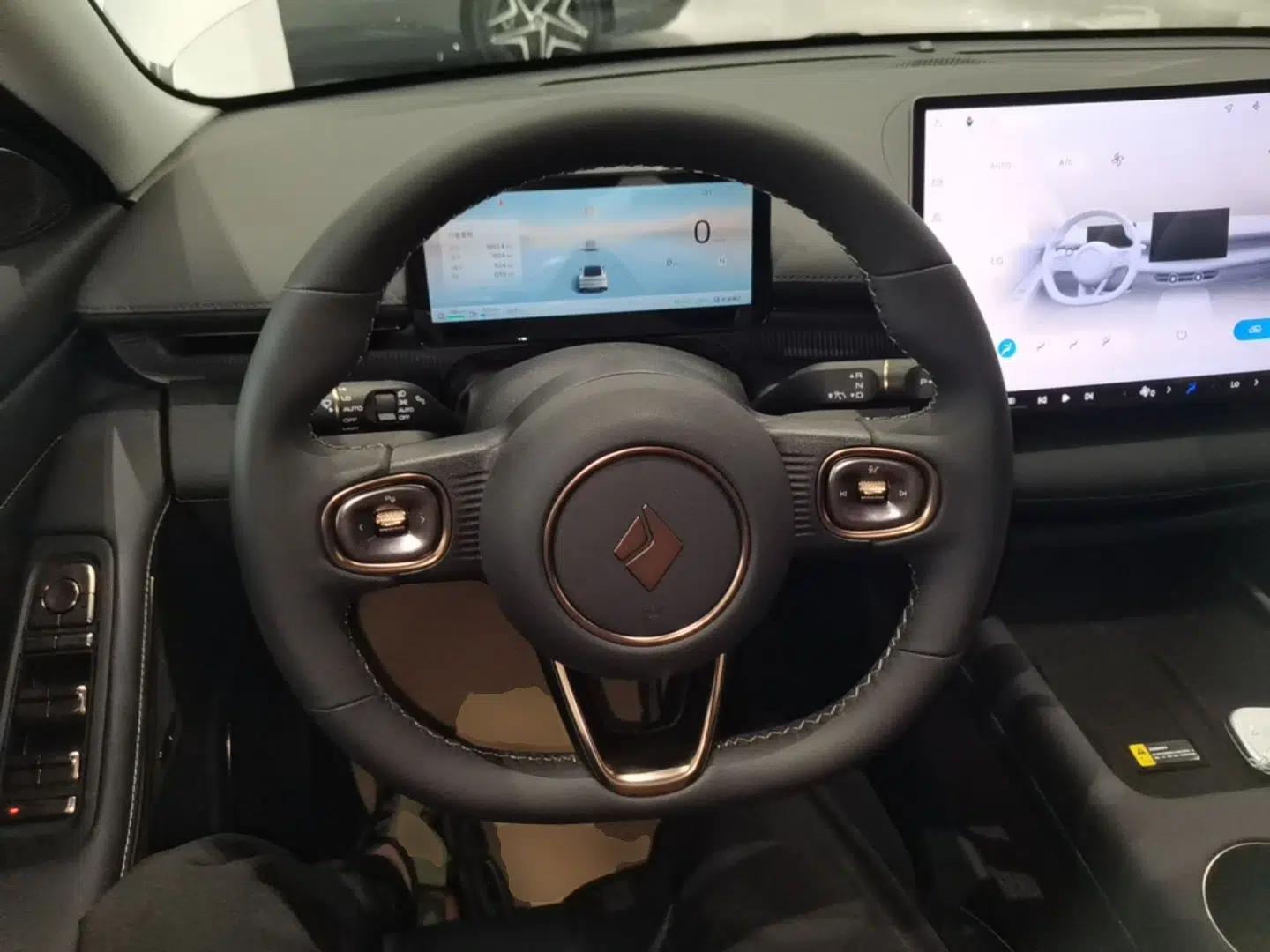 Baojun Enjoy 2025 Plug-in Hybrid 140km Luxury Edition — миниатюра 14
