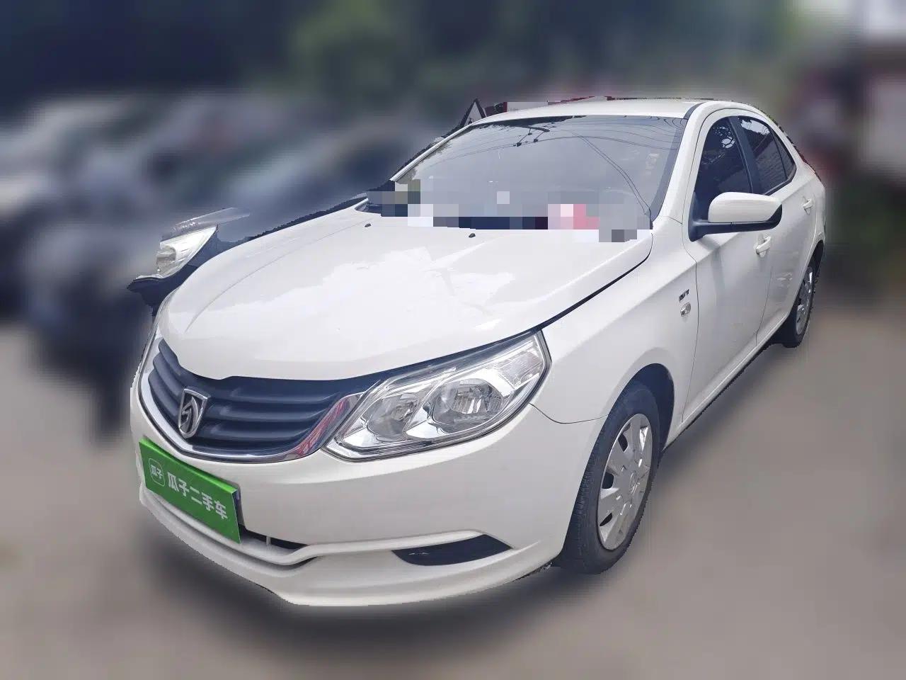 Baojun 630 2013 1.5L manual standard version — миниатюра 1