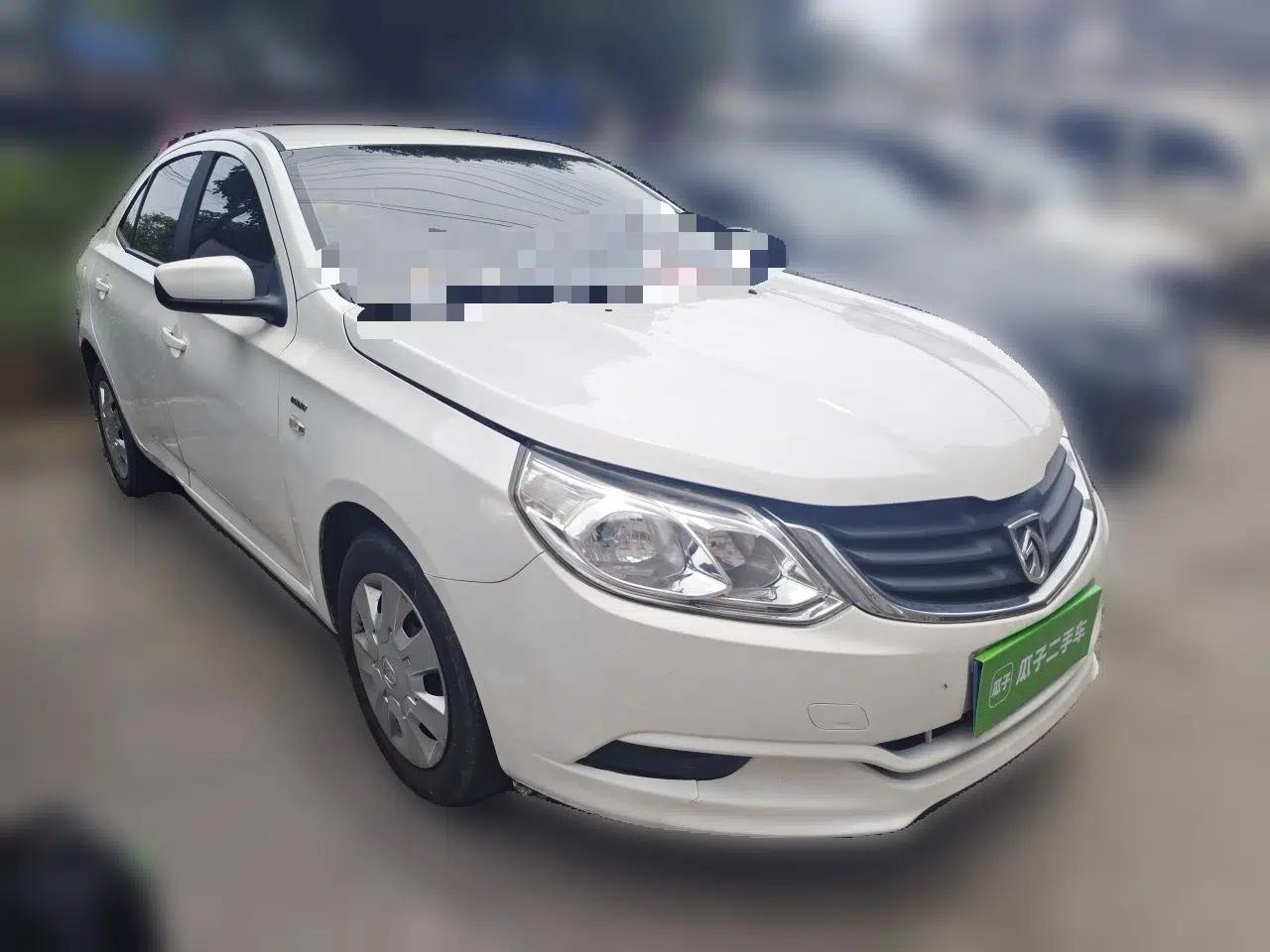 Baojun 630 2013 1.5L manual standard version — миниатюра 3