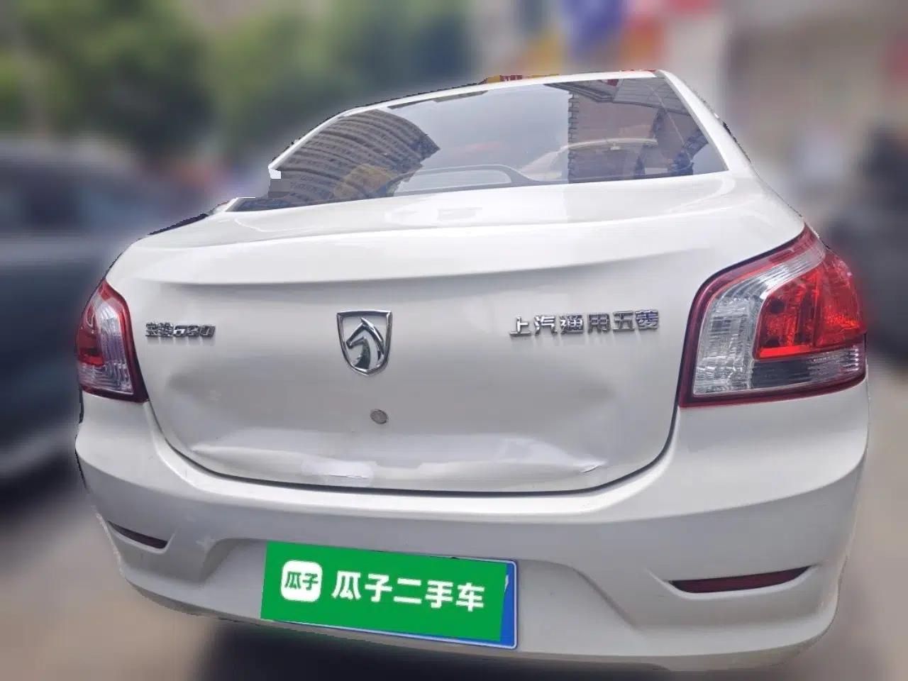Baojun 630 2013 1.5L manual standard version — миниатюра 5