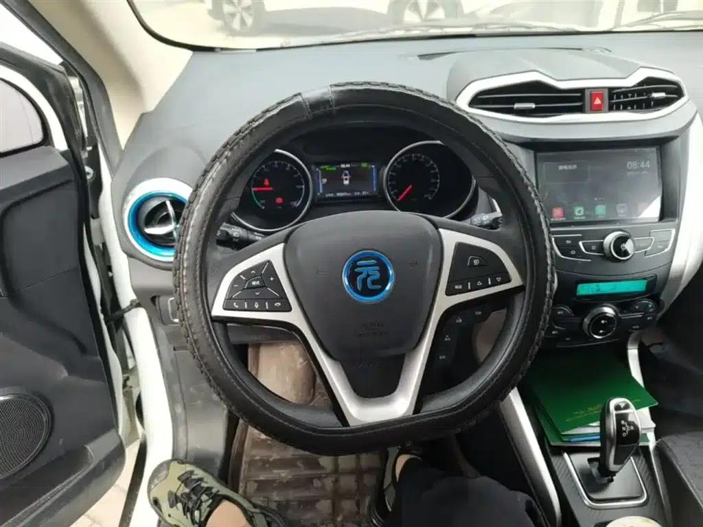 Yuan New Energy 2019 EV360 Intelligent Leading Edition — миниатюра 11