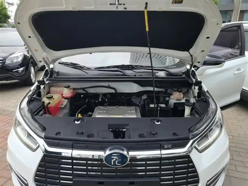 Yuan New Energy 2019 EV360 Intelligent Leading Edition — миниатюра 20