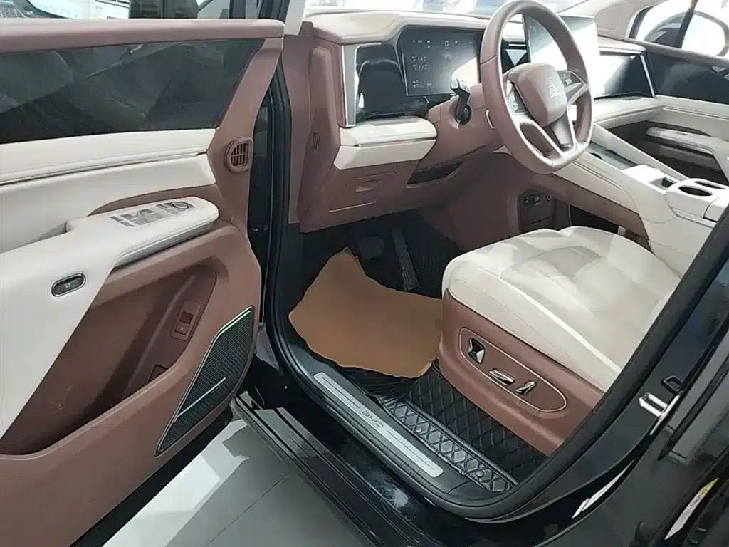 Summer 2025 DM-i 1.5T 180km Excellent Edition — миниатюра 16